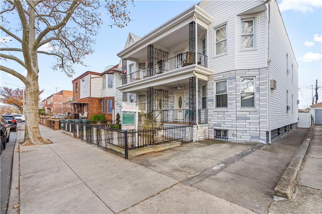 7211 19th Bensonhurst 11204 New York photo