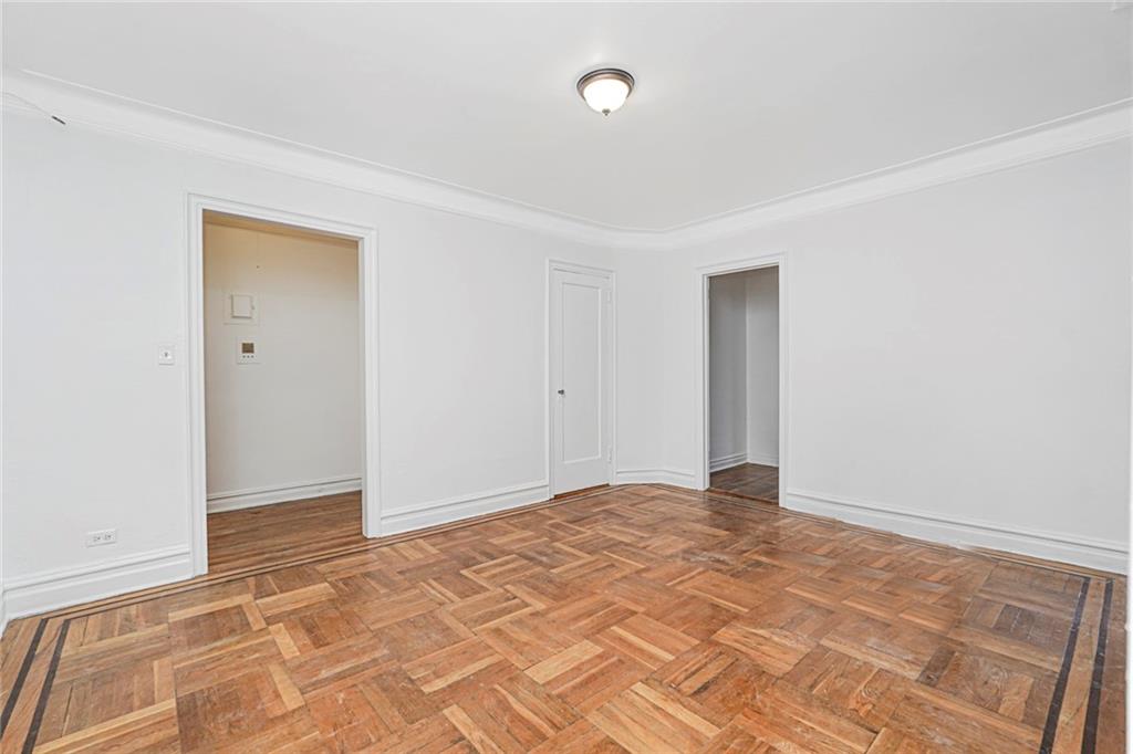 9524 Fort Hamilton Bay Ridge 11209 New York photo