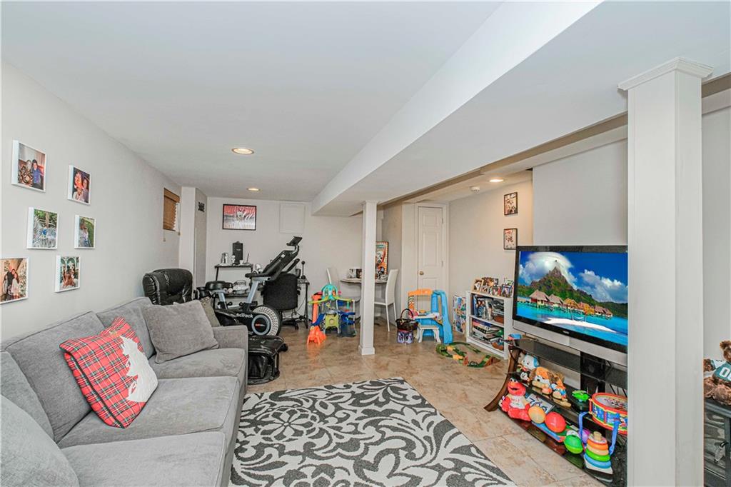 977 80th Bensonhurst 11228 New York photo