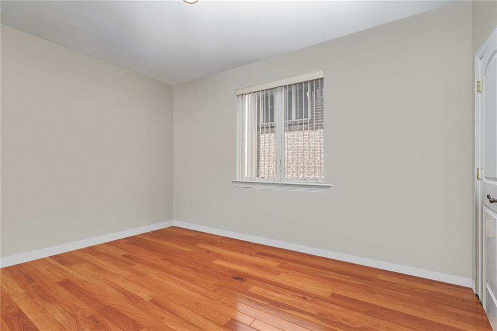 1409 74th Dyker Heights 11228 New York photo