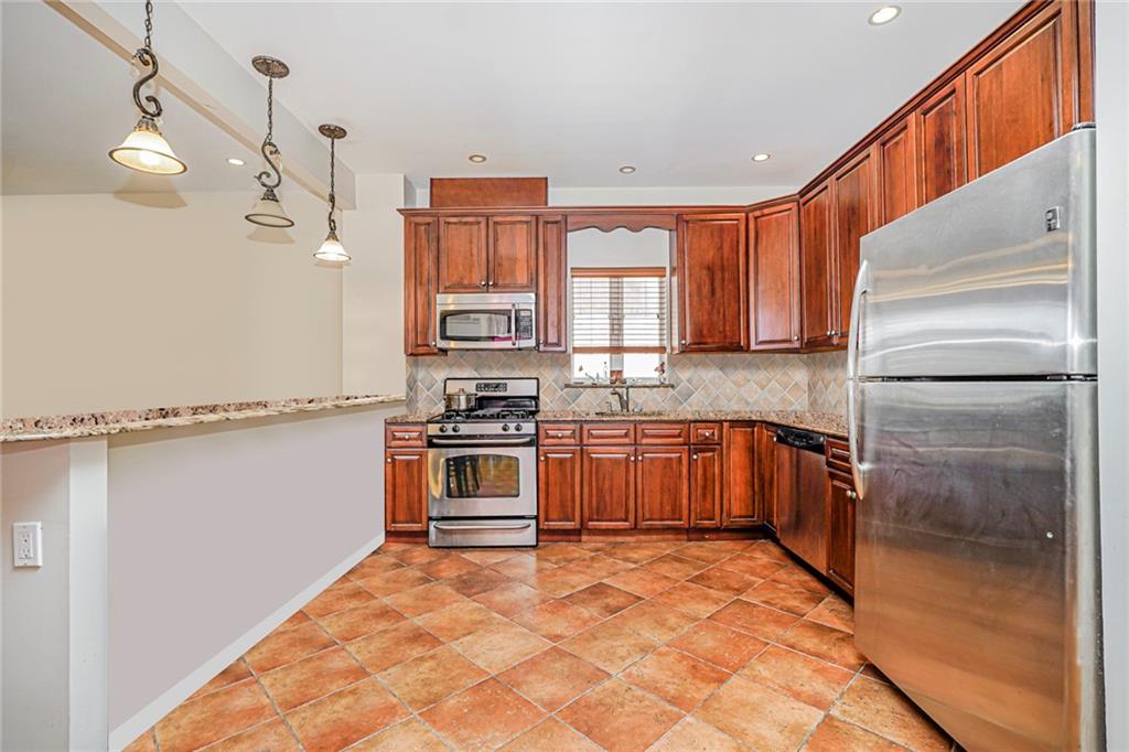 1409 74th Dyker Heights 11228 New York photo