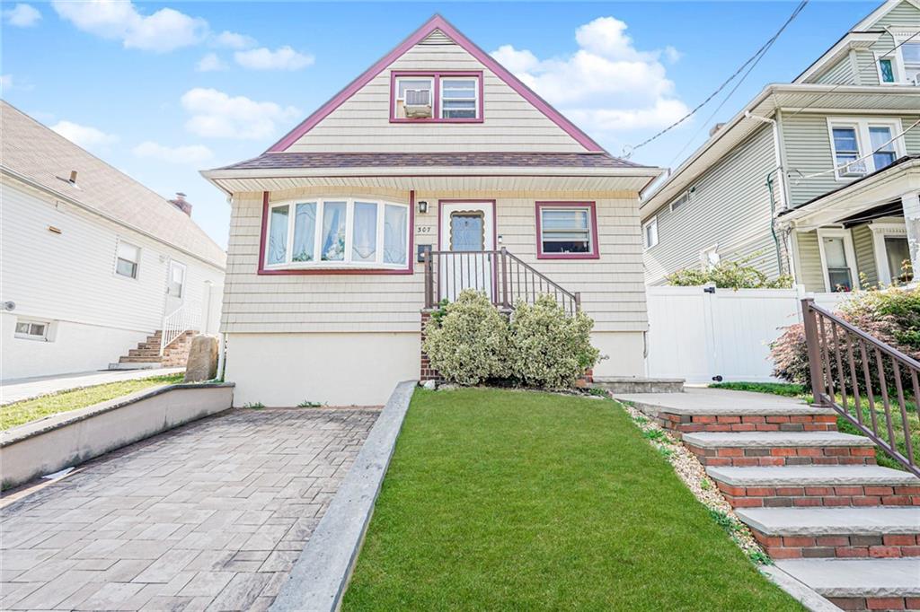https://benbayrealty.s3.amazonaws.com/brooklynmls/494535/PhotoJul09202591818AMjpg