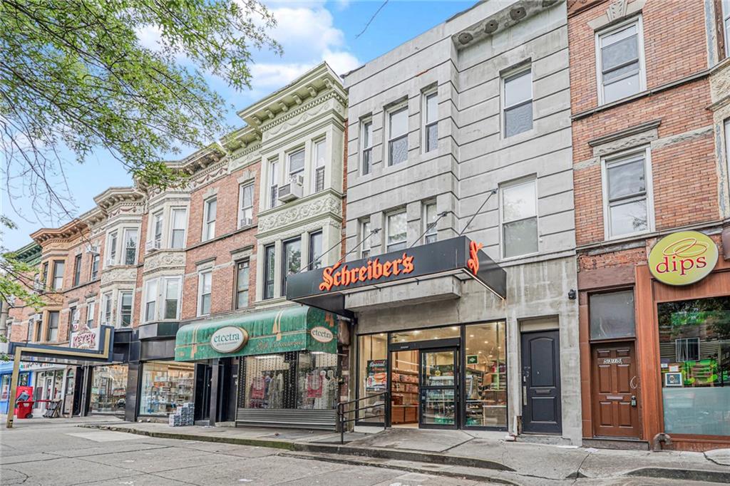 https://benbayrealty.s3.amazonaws.com/brooklynmls/494559/PhotoJan11201830735PMjpg