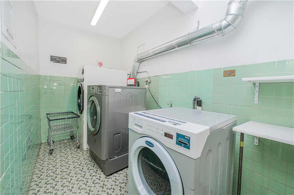 770 Ocean Kensington 11230 New York photo