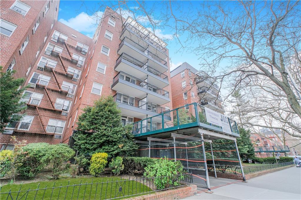 770 Ocean Kensington 11230 New York photo