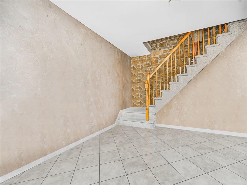 16 Knapp Bulls Head 10314 New York photo