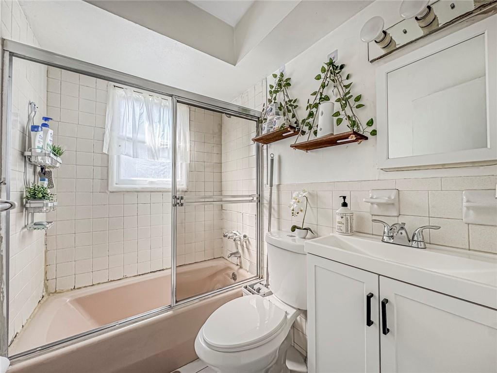 16 Knapp Bulls Head 10314 New York photo