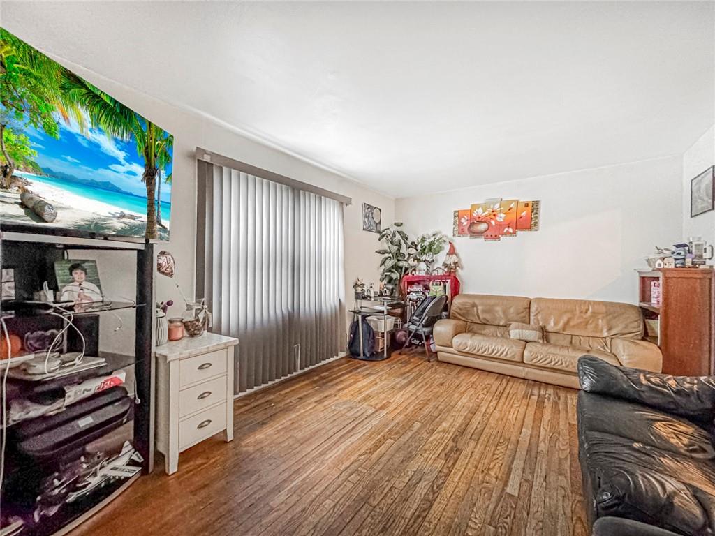 16 Knapp Bulls Head 10314 New York photo