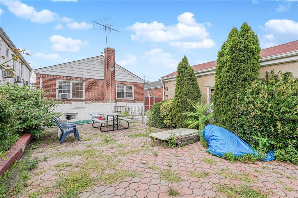 2421 West 1st Gravesend 11223 New York photo