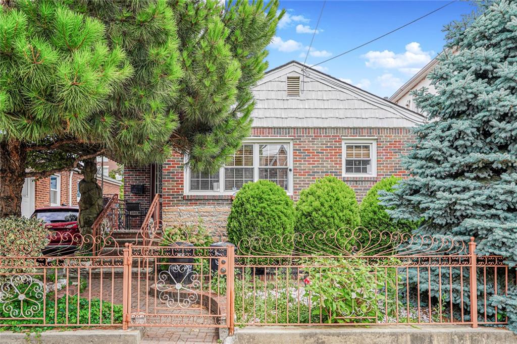 https://benbayrealty.s3.amazonaws.com/brooklynmls/494833/PhotoJan11201881048PMjpg