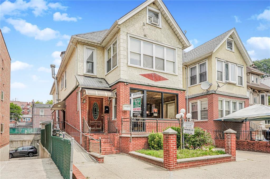 https://benbayrealty.s3.amazonaws.com/brooklynmls/494872/PhotoJan15201864145PMjpg