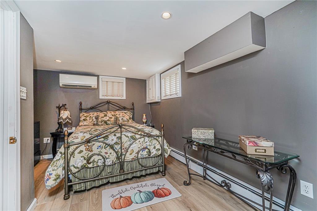 76 Whitman Great Kill 10308 New York photo