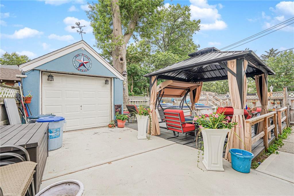 76 Whitman Great Kill 10308 New York photo