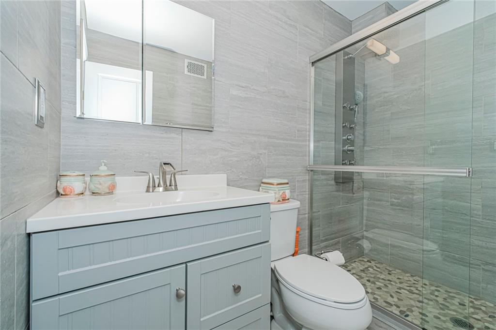 5434 Amboy Huguenot 10312 New York photo