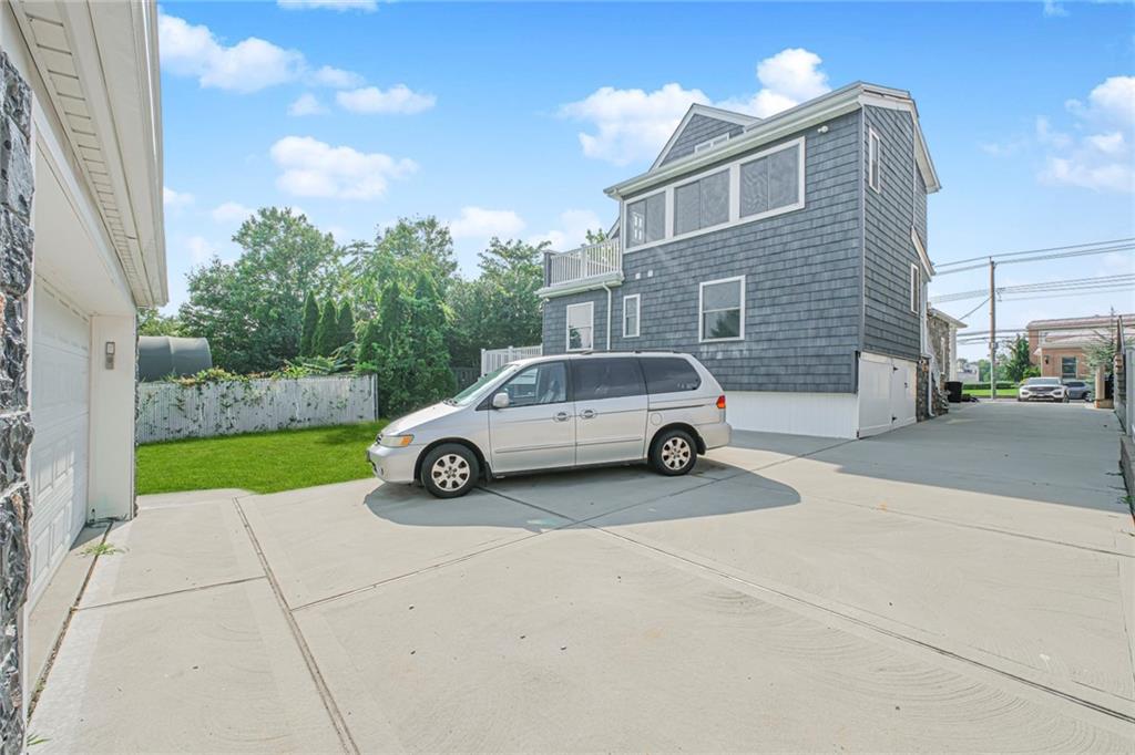 5434 Amboy Huguenot 10312 New York photo