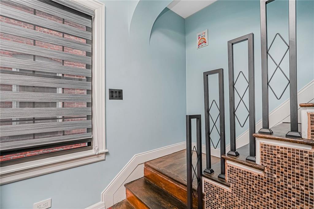 2045 East 37th Marine Park 11234 New York photo