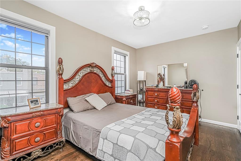 2045 East 37th Marine Park 11234 New York photo
