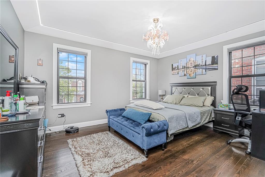 2045 East 37th Marine Park 11234 New York photo