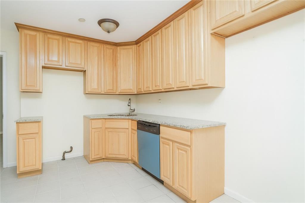 337 48th Sunset Park 11220 New York photo