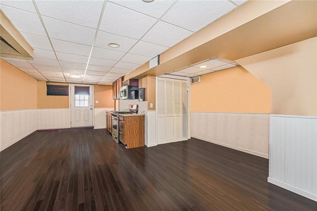 7022 Avenue V Bergen Beach 11234 New York photo