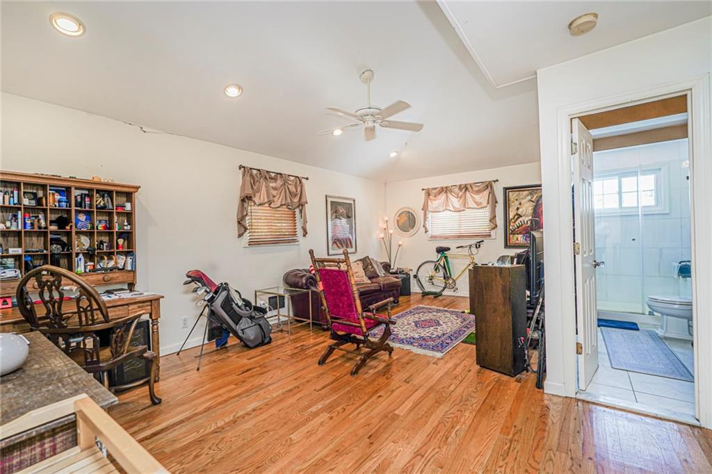 7022 Avenue V Bergen Beach 11234 New York photo