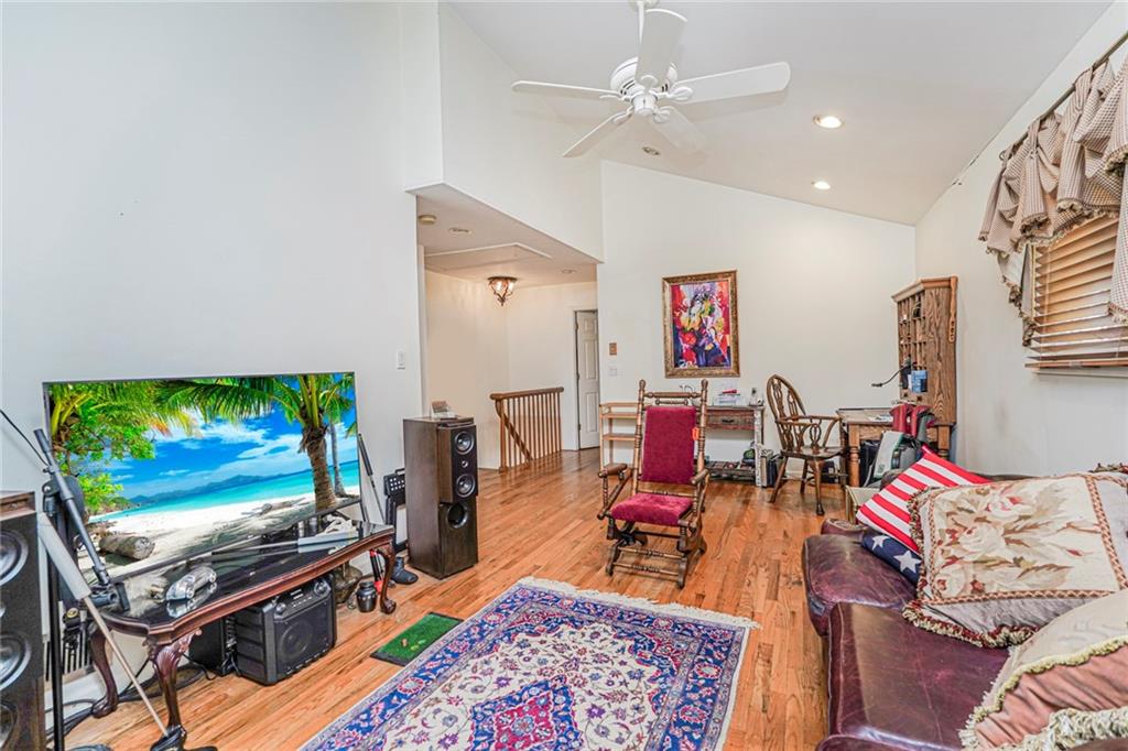 7022 Avenue V Bergen Beach 11234 New York photo