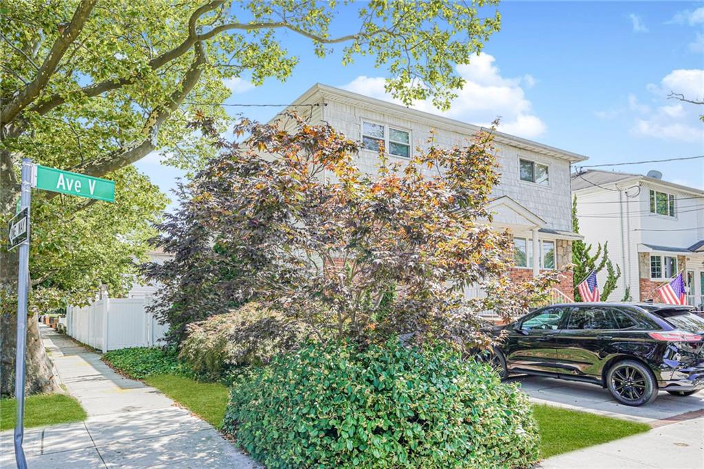 7022 Avenue V Bergen Beach 11234 New York photo