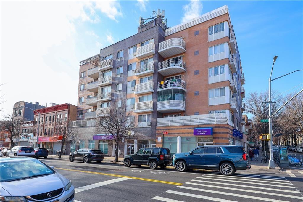 https://benbayrealty.s3.amazonaws.com/brooklynmls/495193/1jpg