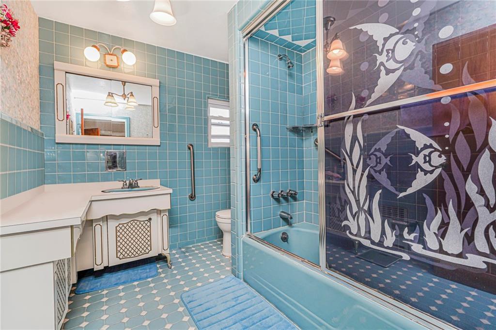 1738 Burnett Marine Park 11229 New York photo