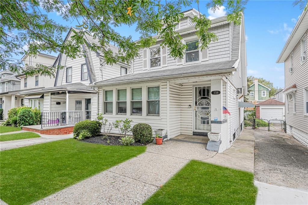 1738 Burnett Marine Park 11229 New York photo