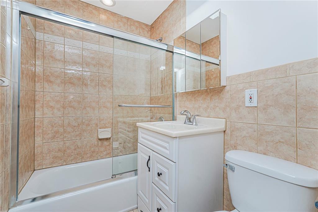263 Bay 19th Bath Beach 11214 New York photo
