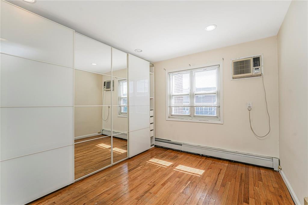 263 Bay 19th Bath Beach 11214 New York photo