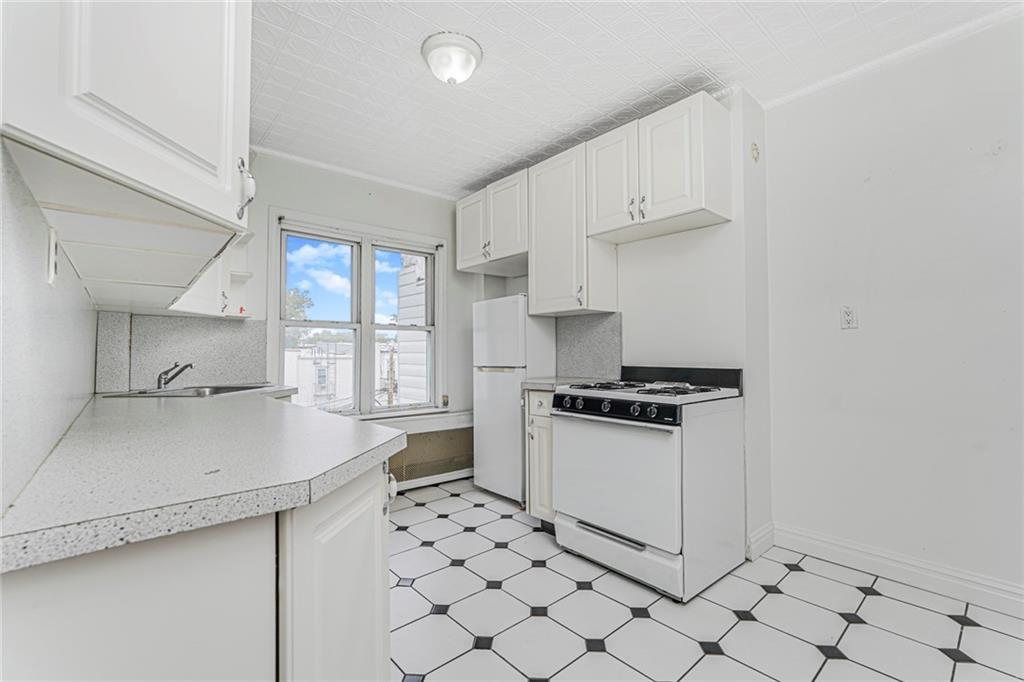 329 80th Bay Ridge 11209 New York photo