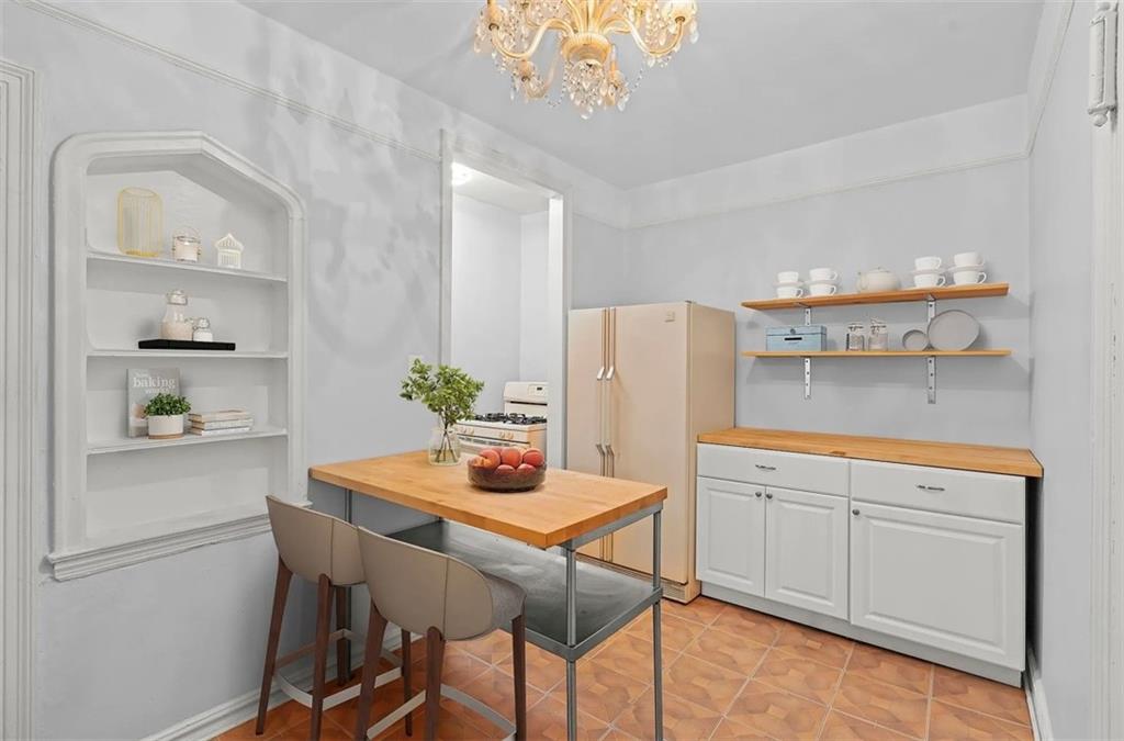 300 Ocean Kensington 11218 New York photo