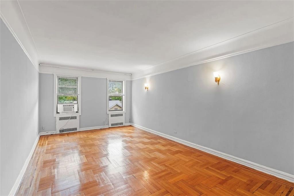 300 Ocean Kensington 11218 New York photo