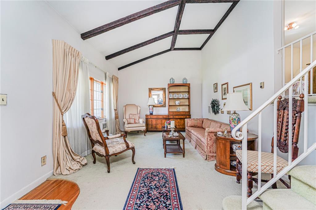 112 Windermere Grasmere 10305 New York photo