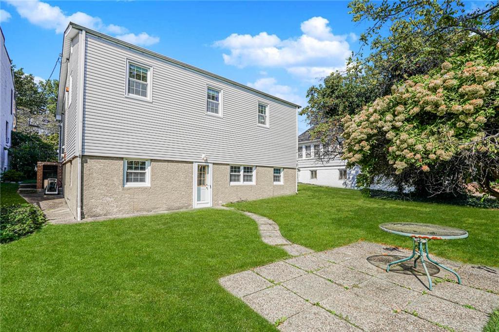 112 Windermere Grasmere 10305 New York photo