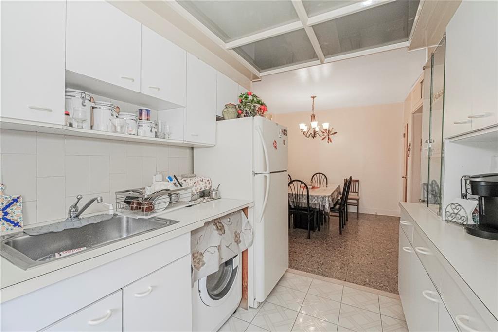 59 Bay 22nd Bensonhurst 11214 New York photo