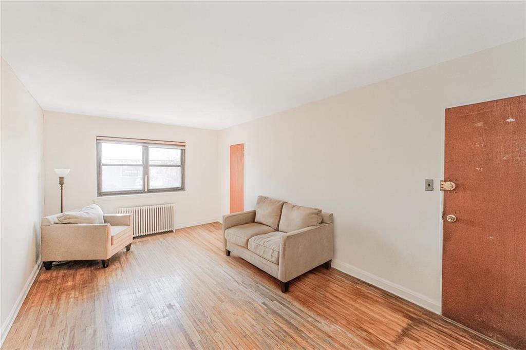 147-23 71st Kew Gardens Hills 11367 New York photo