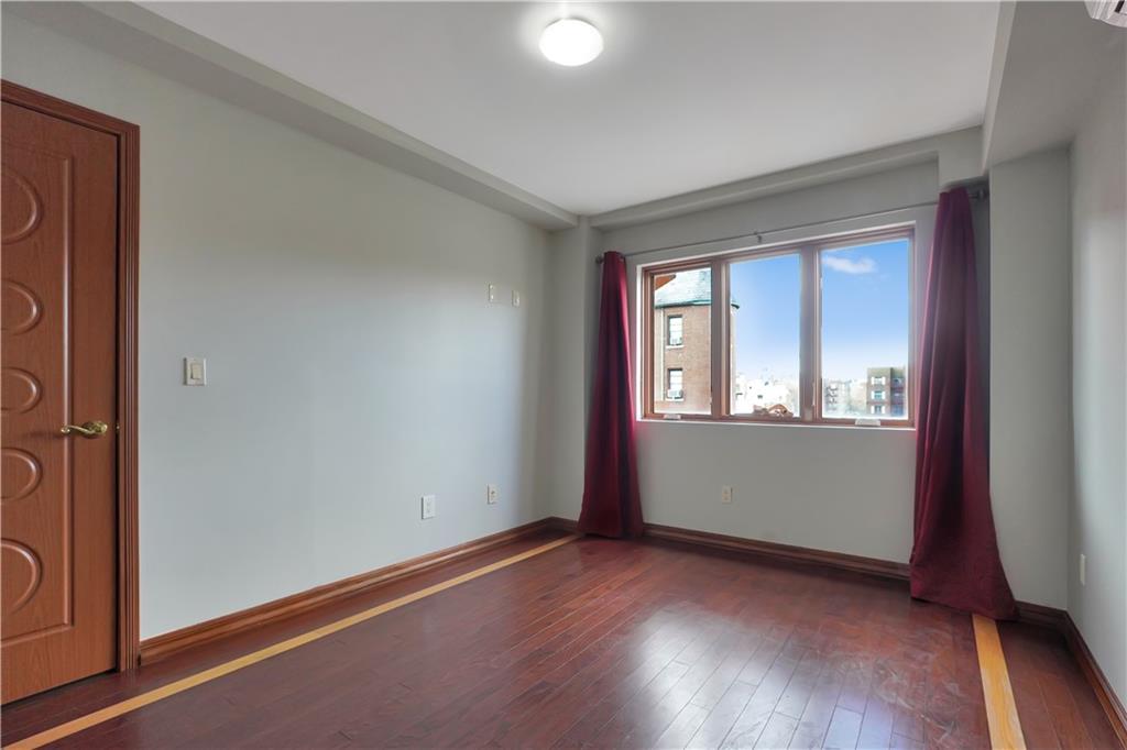 1495 East 28th Midwood 11229 New York photo