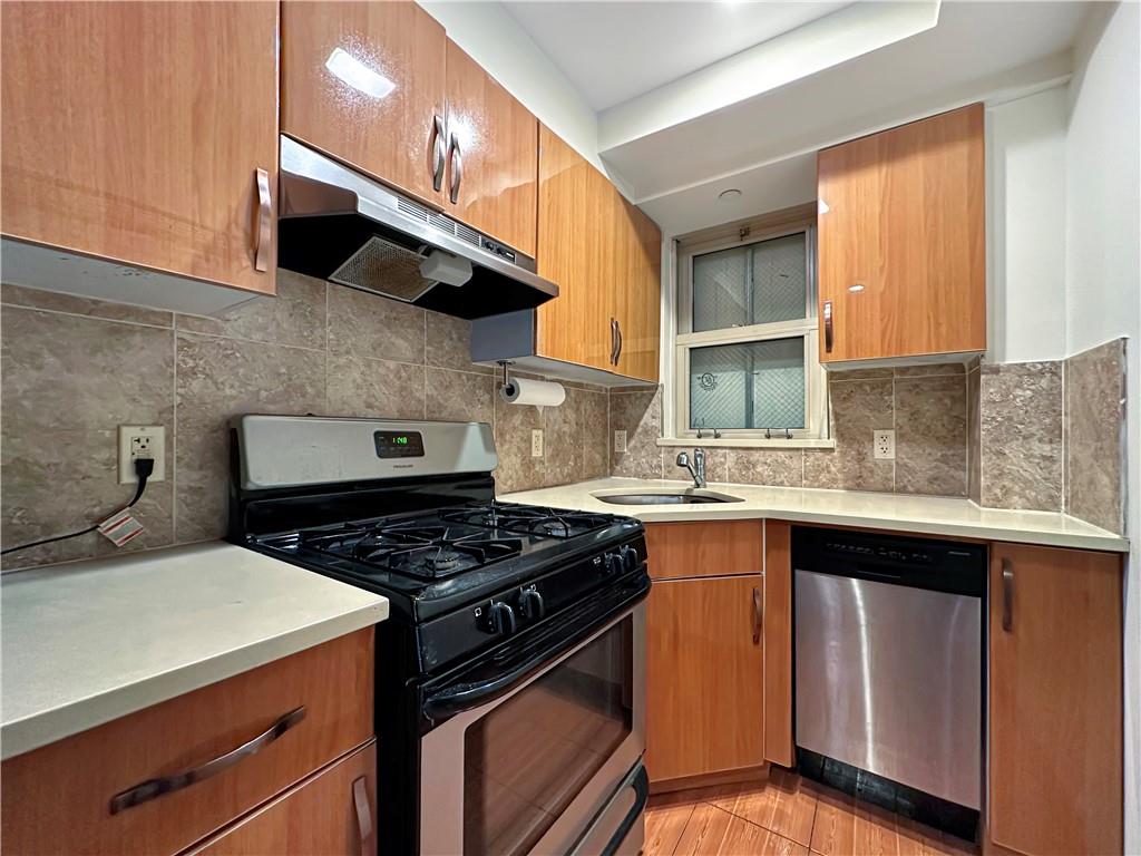 1495 East 28th Midwood 11229 New York photo