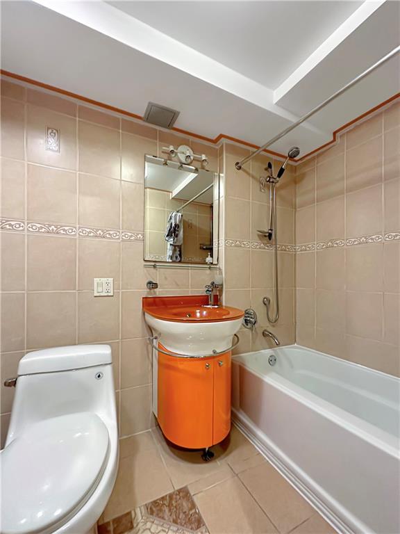 1495 East 28th Midwood 11229 New York photo