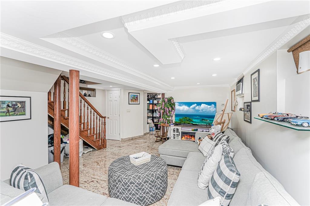 1458 81st Dyker Heights 11228 New York photo