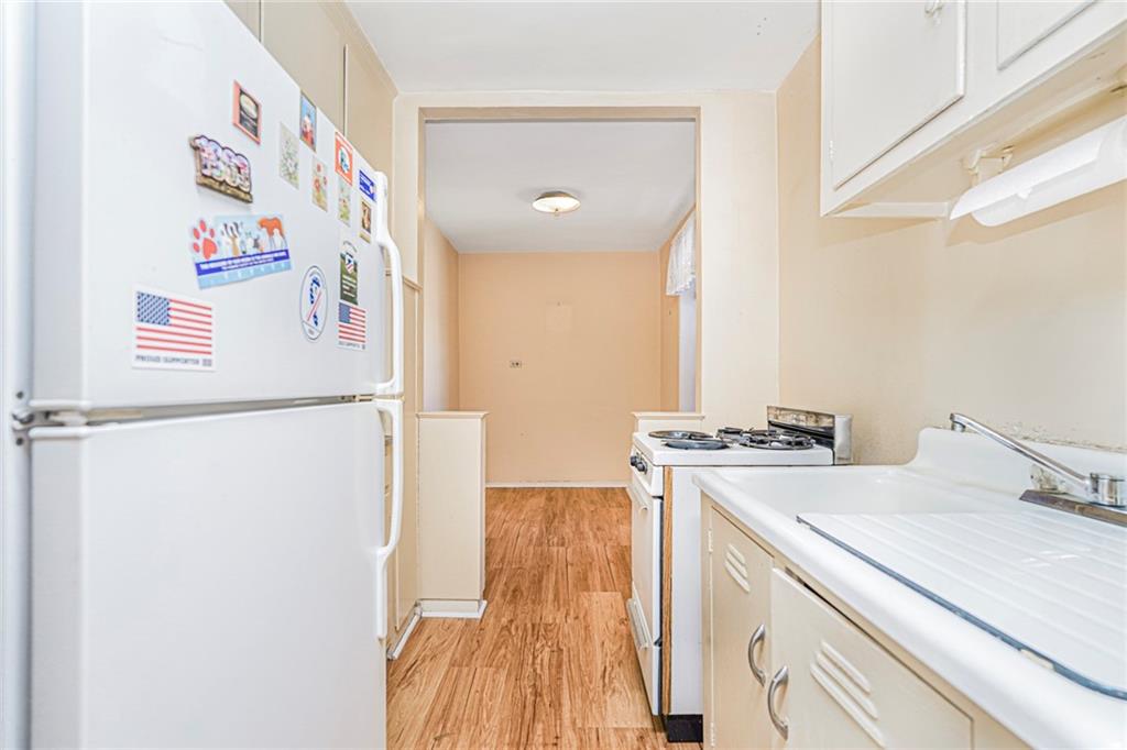 61 Oliver Bay Ridge 11209 New York photo