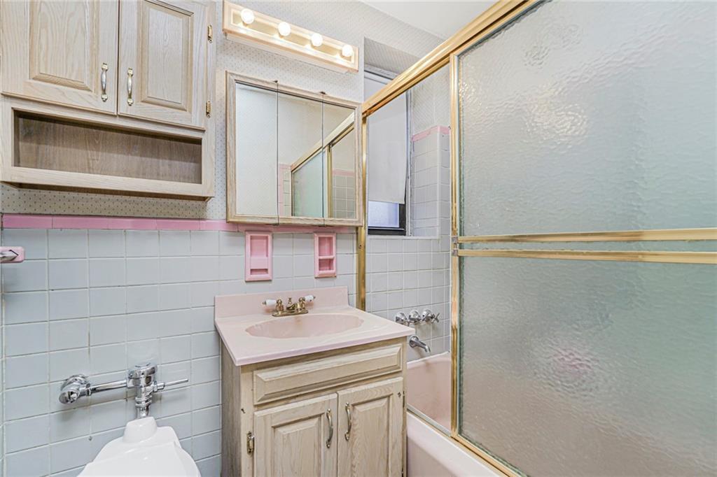 61 Oliver Bay Ridge 11209 New York photo