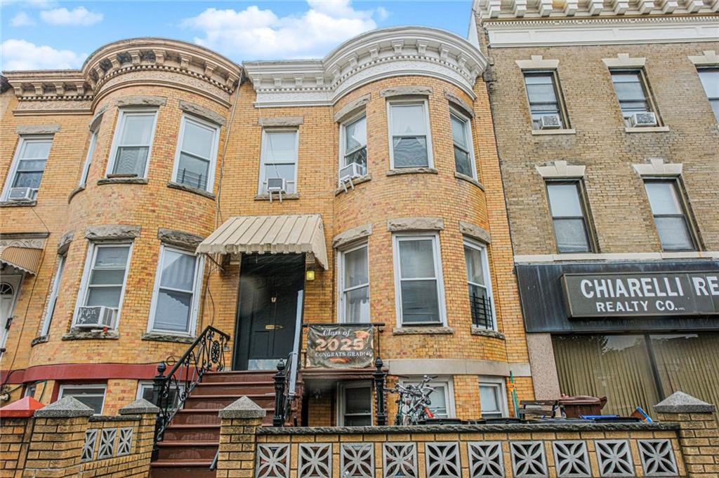 https://benbayrealty.s3.amazonaws.com/brooklynmls/496553/PhotoOct122025115438PMjpg