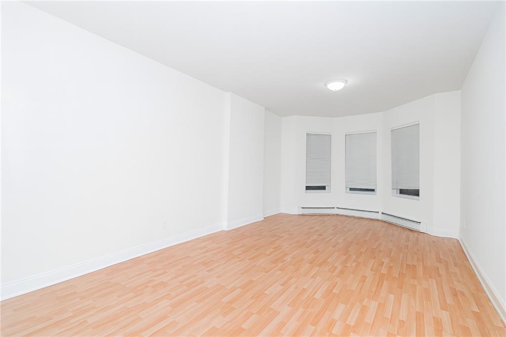 1702 74th Bensonhurst 11204 New York photo