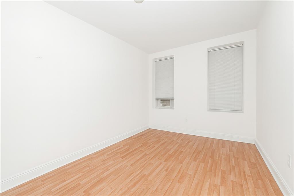 1702 74th Bensonhurst 11204 New York photo