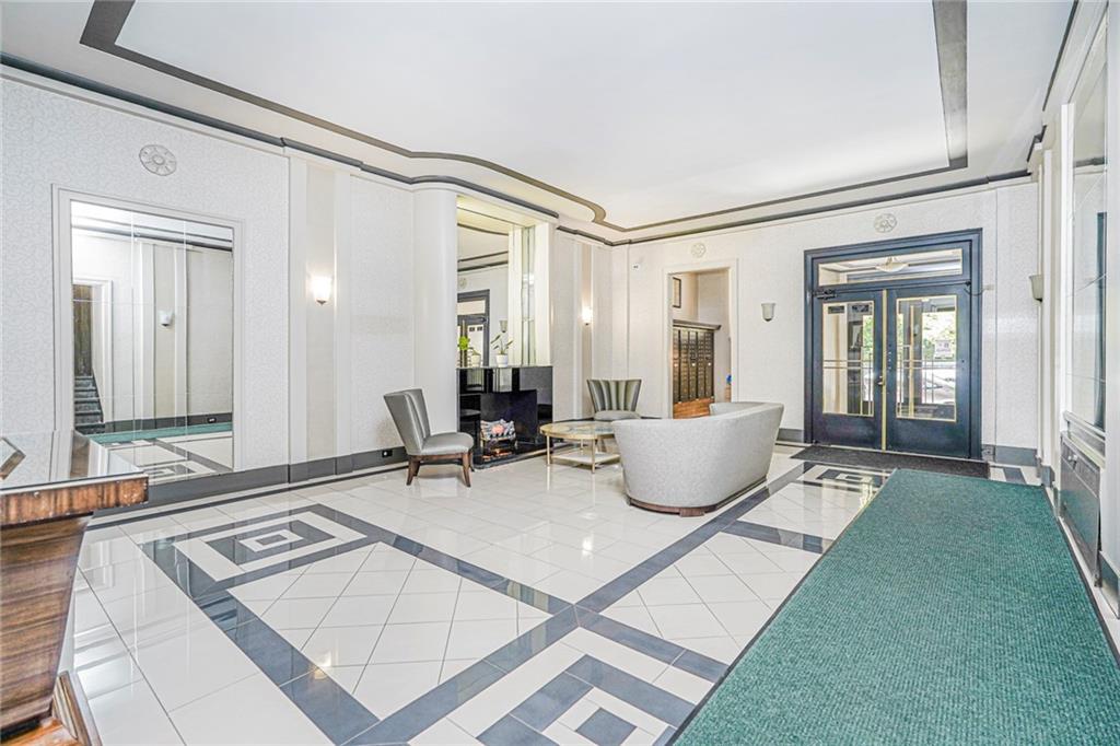 9437 Shore Bay Ridge 11209 New York photo