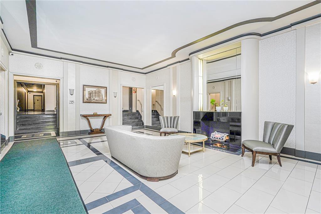 9437 Shore Bay Ridge 11209 New York photo